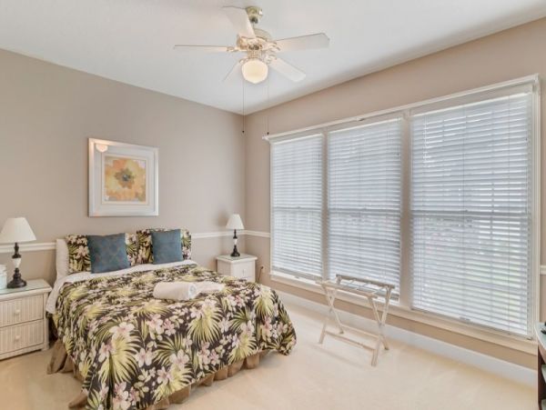 Luxury Ponte Vedra Beach Vacation Rental 5-Bedroom Coastal Home with Pool