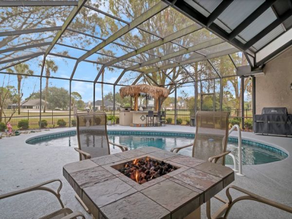 Luxury Ponte Vedra Beach Vacation Rental 5-Bedroom Coastal Home with Pool