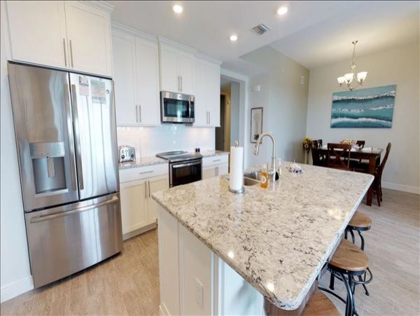 Short Walk to Beach Bradenton Vacation Condo Three Bedroom