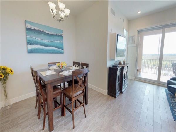 Short Walk to Beach Bradenton Vacation Condo Three Bedroom