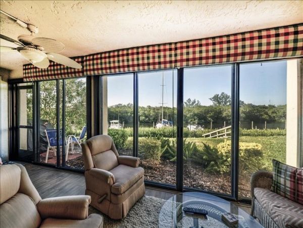 Vacation Condo for Rent on Bradenton Sleeps 6 Guests