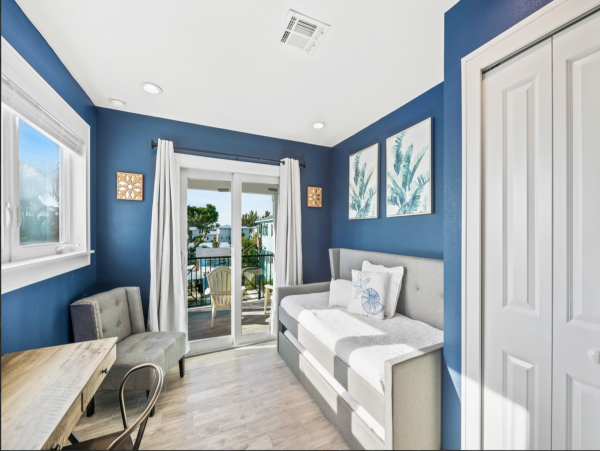 Steps to Beach Anna Maria Island Vacation Home Four Bedrooms