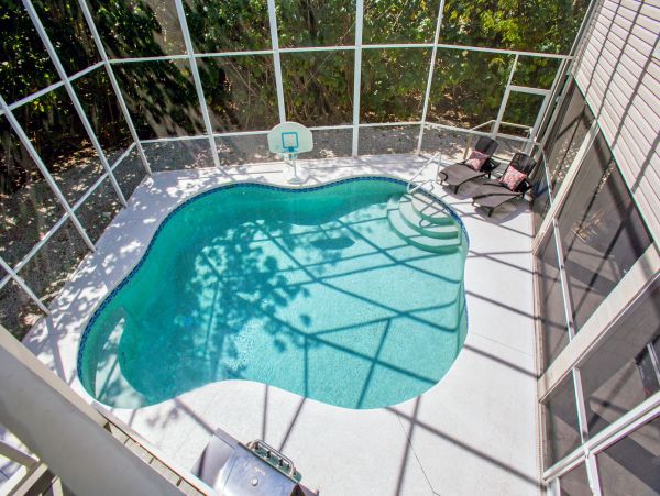 Walk to Beach Three Bedroom Rental Home in Sanibel