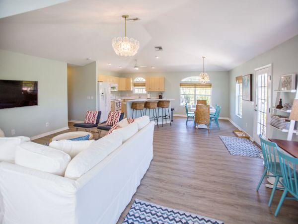 Walk to Beach Three Bedroom Rental Home in Sanibel