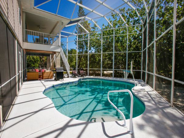 Walk to Beach Three Bedroom Rental Home in Sanibel