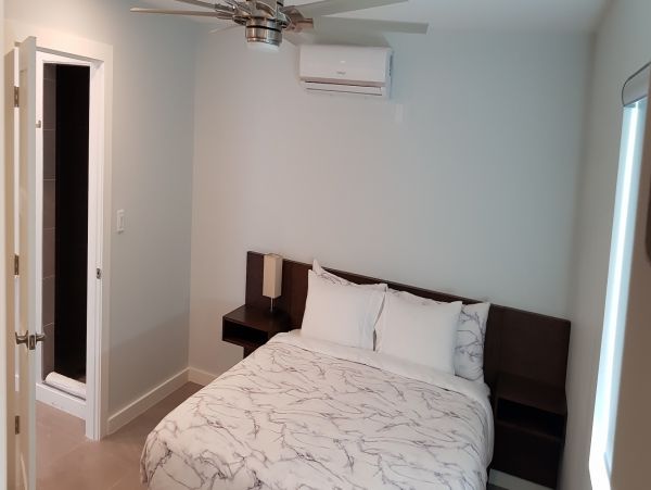 Beachfront Condos on Quiet Beach!
