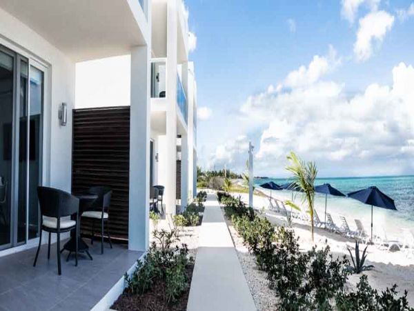 Beachfront Condos on Quiet Beach!