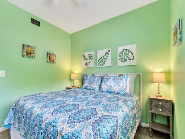 Sanibel Island Rental Adorable Stroll to beaches