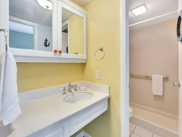 Sanibel Island Rental Adorable Stroll to beaches