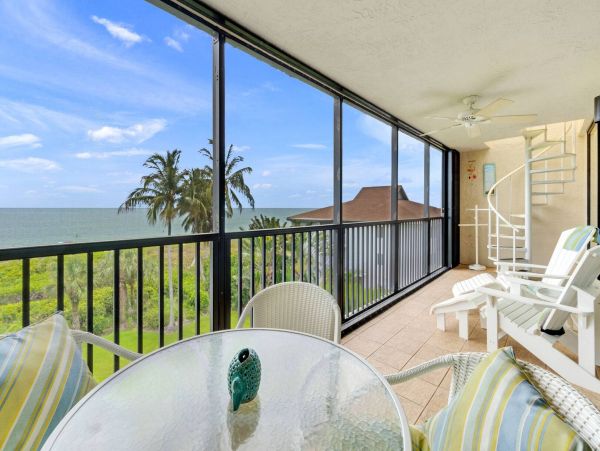East End Penthouse with views