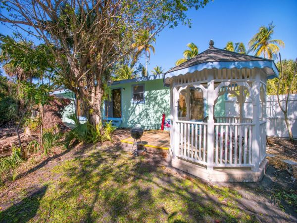 Sanibel Home 965700