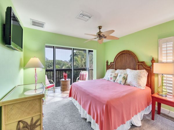 Great Gulf Front Expansive Condo Exquisite Gulf Views in Sanibel