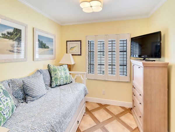 Great Gulf Front Expansive Condo Exquisite Gulf Views in Sanibel