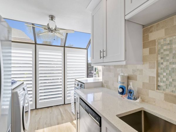 Sanibel Oceanfront Town Home With 3 Bedrooms