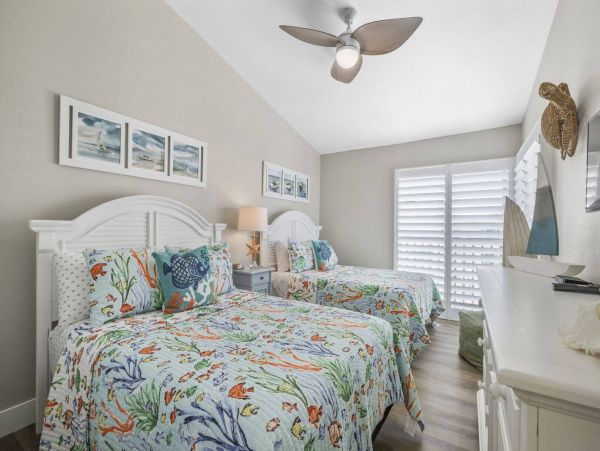 Sanibel Oceanfront Town Home With 3 Bedrooms