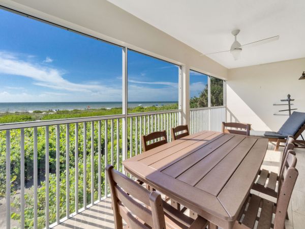 Sanibel Beachfront 3-Bedroom Townhome