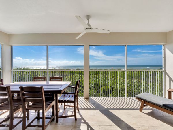 Sanibel Beachfront 3-Bedroom Townhome