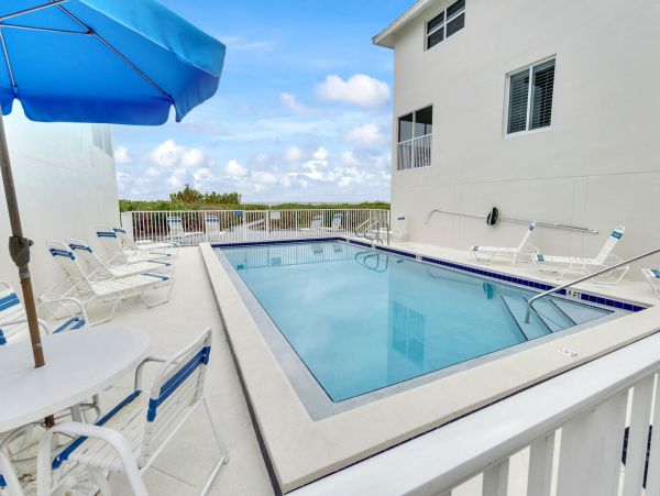 Sanibel Beachfront 3-Bedroom Townhome