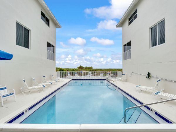 Sanibel Beachfront 3-Bedroom Townhome