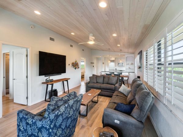 GULF VIEWS SANIBEL ON THE BEACH CONDO