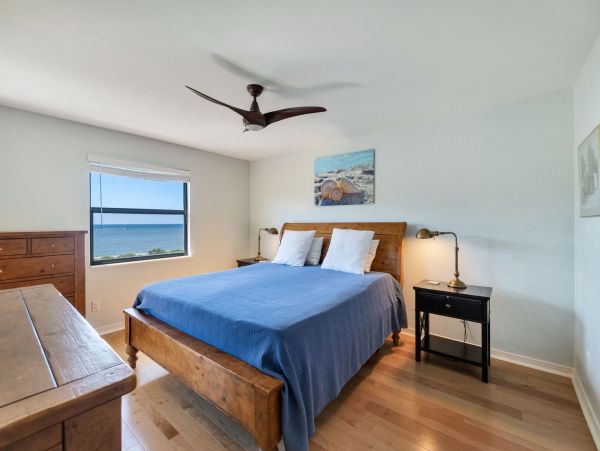 GULF VIEWS SANIBEL ON THE BEACH CONDO