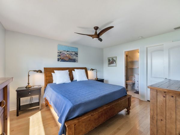 GULF VIEWS SANIBEL ON THE BEACH CONDO
