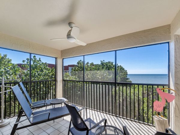 GULF VIEWS SANIBEL ON THE BEACH CONDO