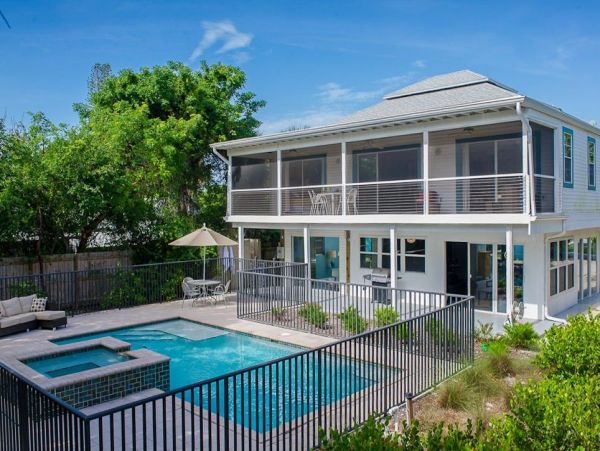Sanibel Four Bedroom Vacation Home with Pool