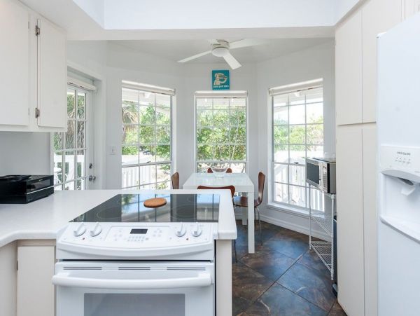 Sanibel Four Bedroom Vacation Home with Pool