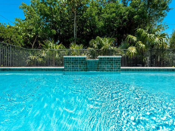 Sanibel Four Bedroom Vacation Home with Pool
