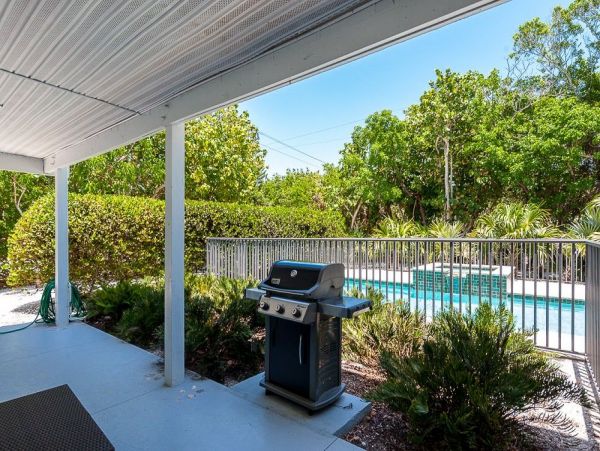 Sanibel Four Bedroom Vacation Home with Pool