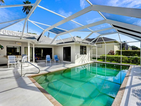 Sanibel Vacation Pool Home