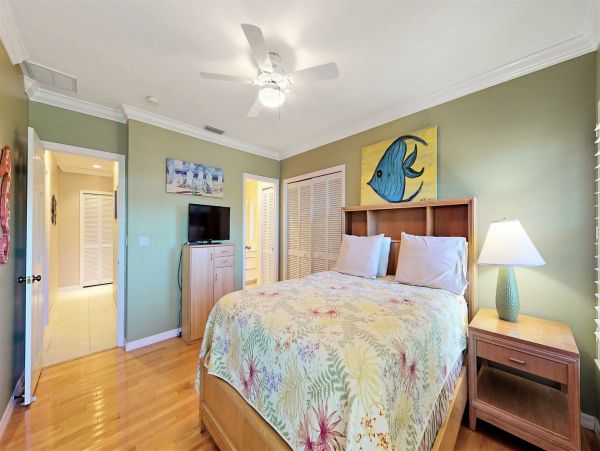 Sanibel Vacation Home Five Bedroom