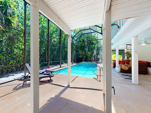 Sanibel Vacation Home Five Bedroom