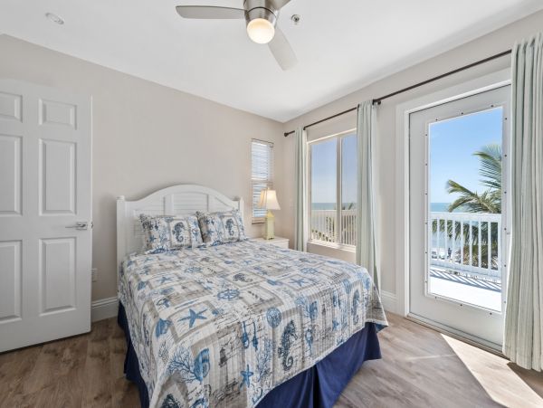 On Beach Fort Myers Vacation Home Four Bedroom
