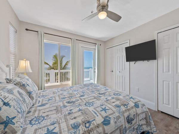 On Beach Fort Myers Vacation Home Four Bedroom
