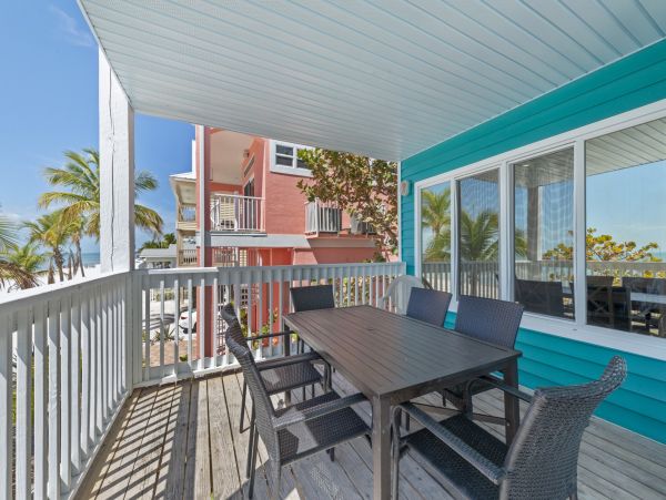 On Beach Fort Myers Vacation Home Four Bedroom