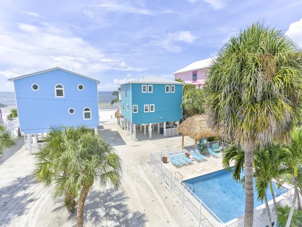 On Beach Fort Myers Vacation Home Four Bedroom
