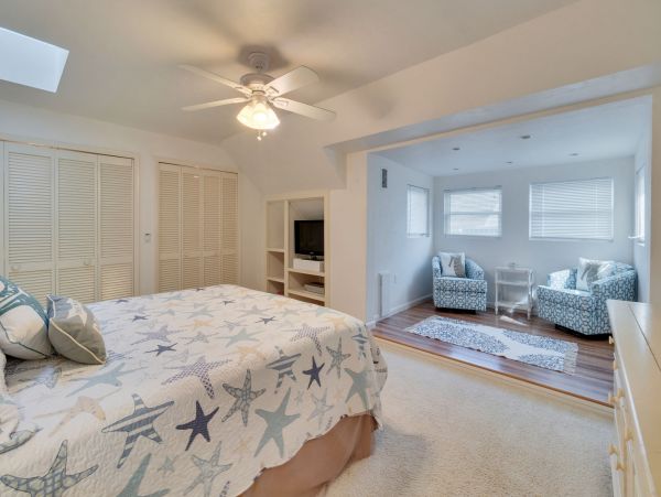 Captiva Charming Three Bedroom Vacation Residence.