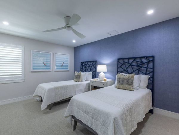 Sanibel Vacation Rental: Luxurious Canal-Front Retreat