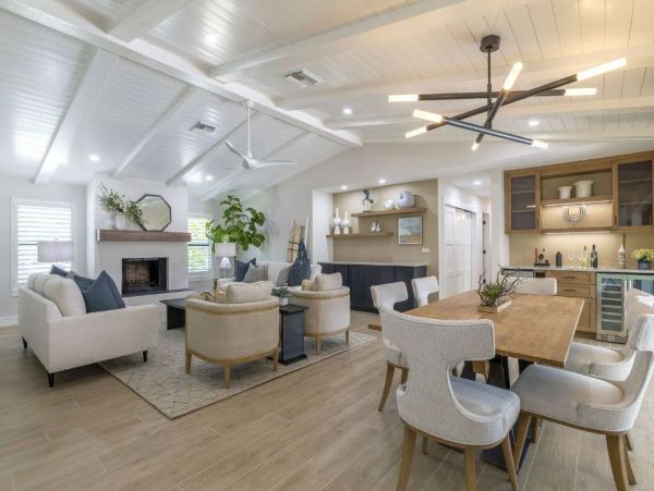 Sanibel Vacation Rental: Luxurious Canal-Front Retreat