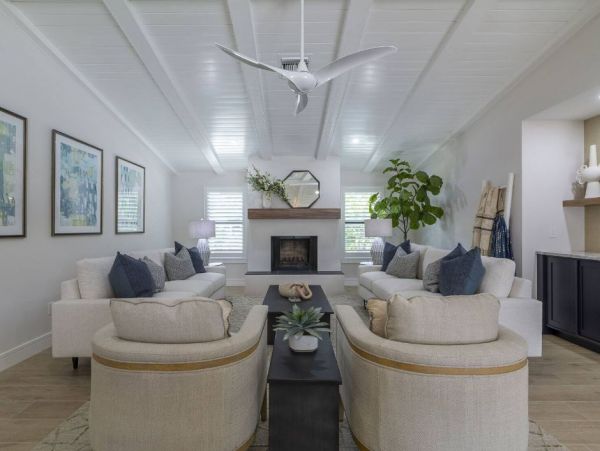 Sanibel Vacation Rental: Luxurious Canal-Front Retreat