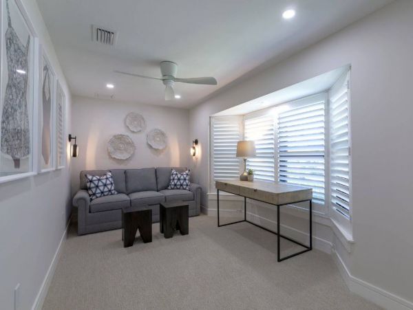 Sanibel Vacation Rental: Luxurious Canal-Front Retreat