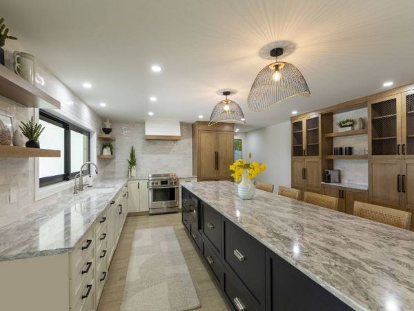 Sanibel Vacation Rental: Luxurious Canal-Front Retreat