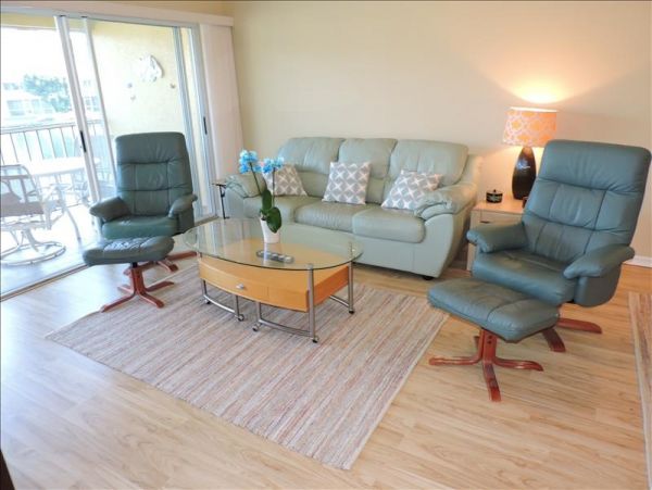 Naples Condo 965730