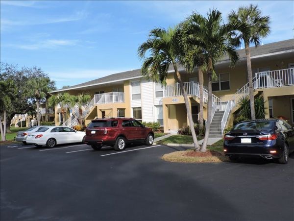 Naples Condo 965730
