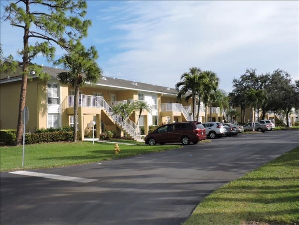 Naples Condo 965730