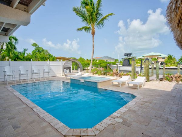 Waterview Sombrero Beach Vacation Villa Four Bedroom