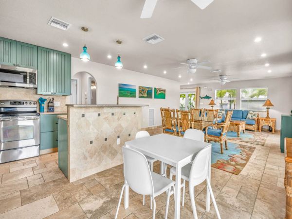 Waterview Sombrero Beach Vacation Villa Four Bedroom