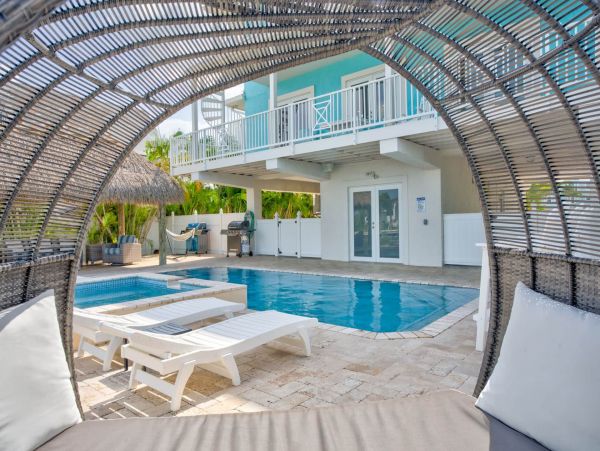 Waterview Sombrero Beach Vacation Villa Four Bedroom